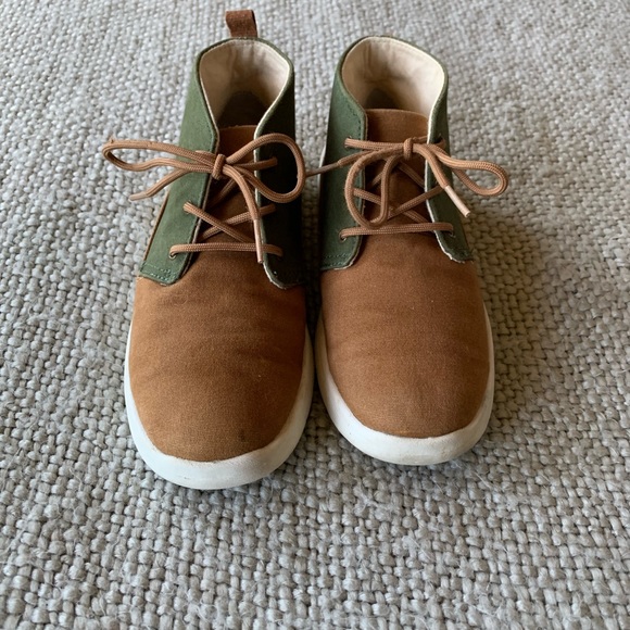 UGG kids shoes - Picture 3 of 8